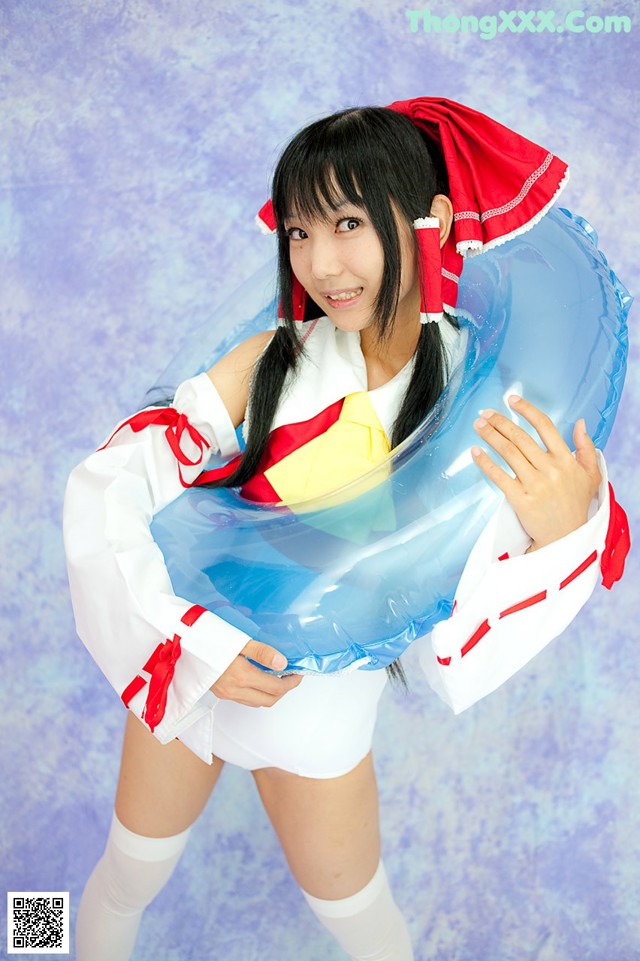 Reimu Hakure - Bigdesi Sex Gif No.c7dce1