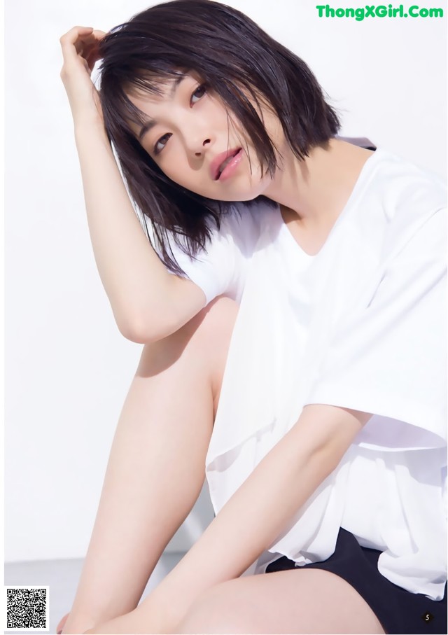 Minami Hamabe 浜辺美波, Shonen Magazine 2019 No.34 (少年マガジン 2019年34号) No.91e4b7