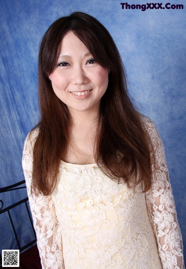 Mona Yamanaka - Pinching Sex Solo No.e4c28d